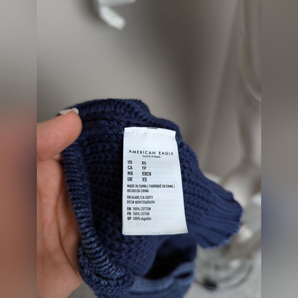 American eagle Cropped knit tank top navy blue cable knit XS - Picture 5 of 8